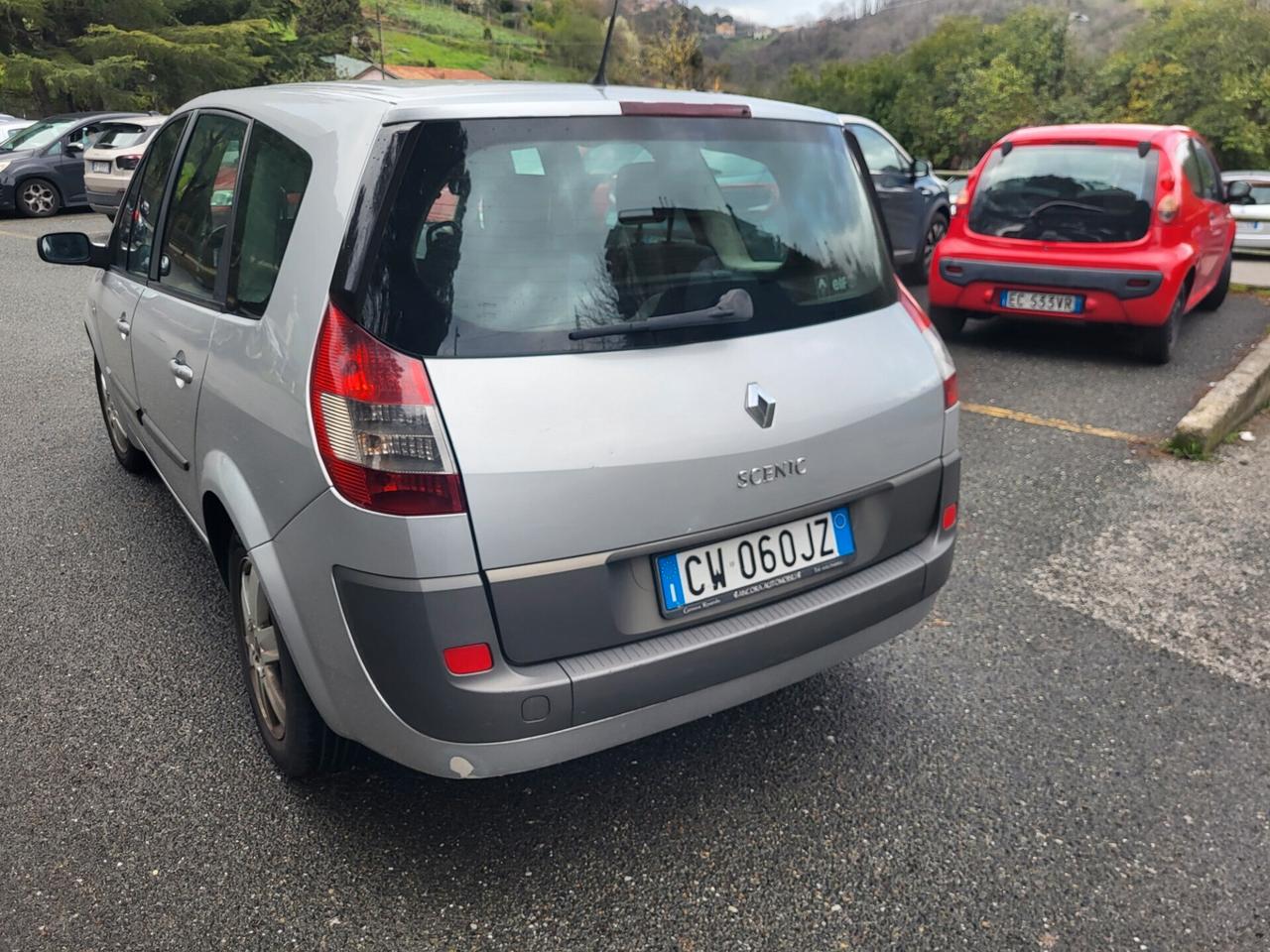 Renault Scenic Grand Scénic 1.9 dCi Luxe Dynamique