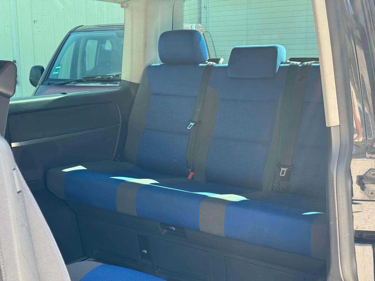 Volkswagen Multivan 2.5 TDI/174CV Highline