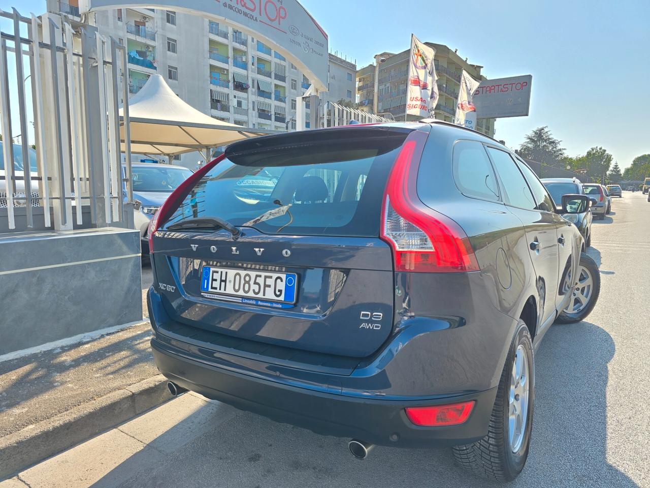 Volvo XC 60 XC60 D5 AWD Geartronic R-design