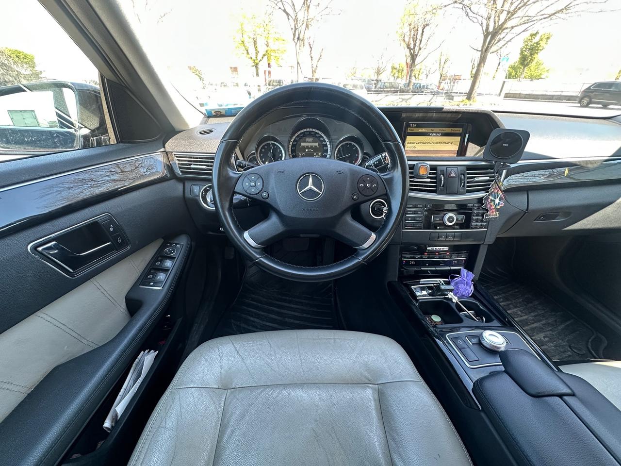 Mercedes-benz E 350 CDI BlueEFFICIENCY 4Matic Elegance