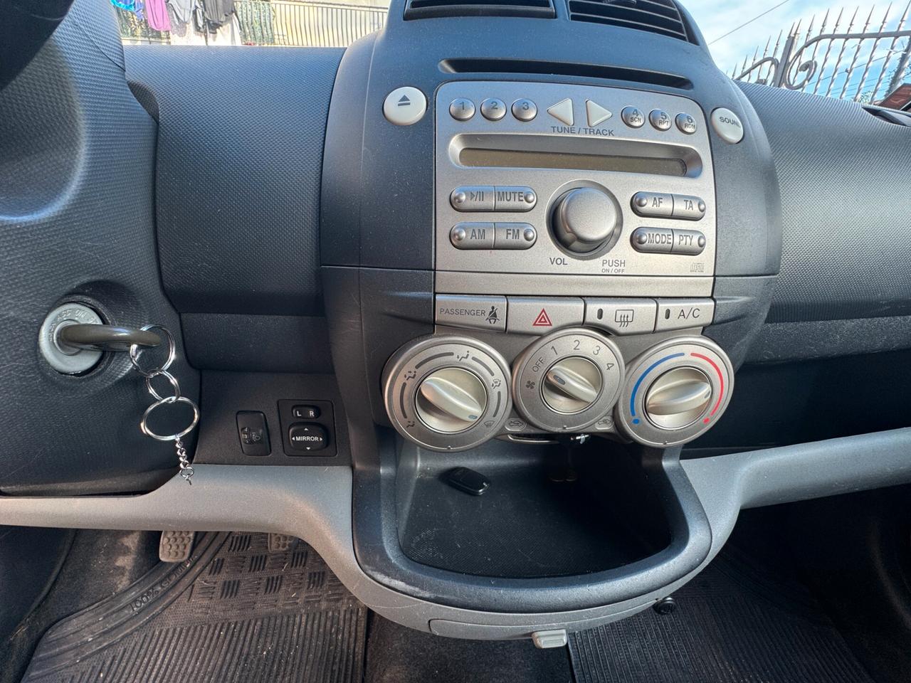 Daihatsu Sirion 1.0 BENZINA 2008