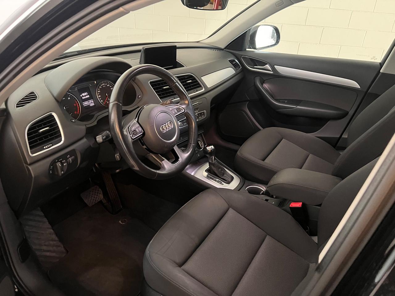 Audi Q3 2.0 TDI 150 CV S tronic Business