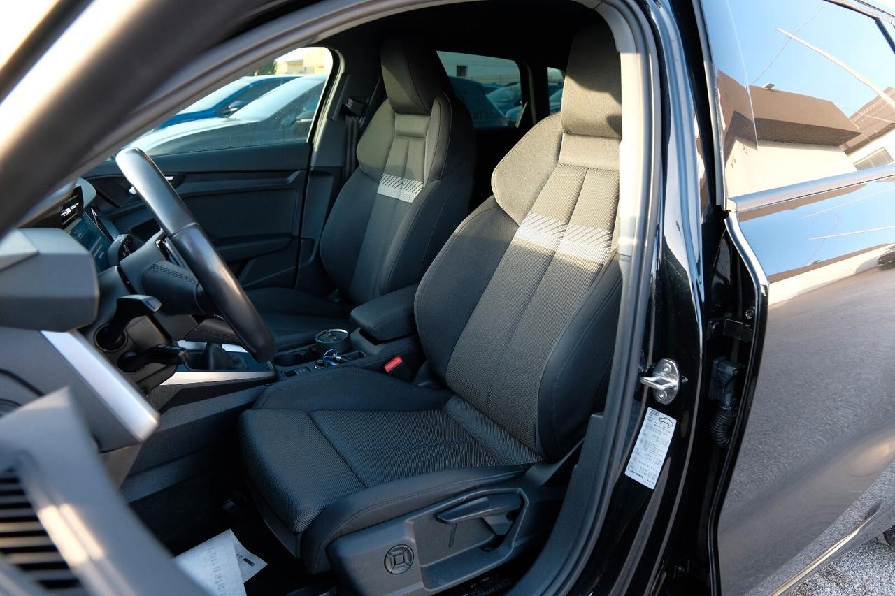 Audi A3 SPB 35 TDI Identity Black