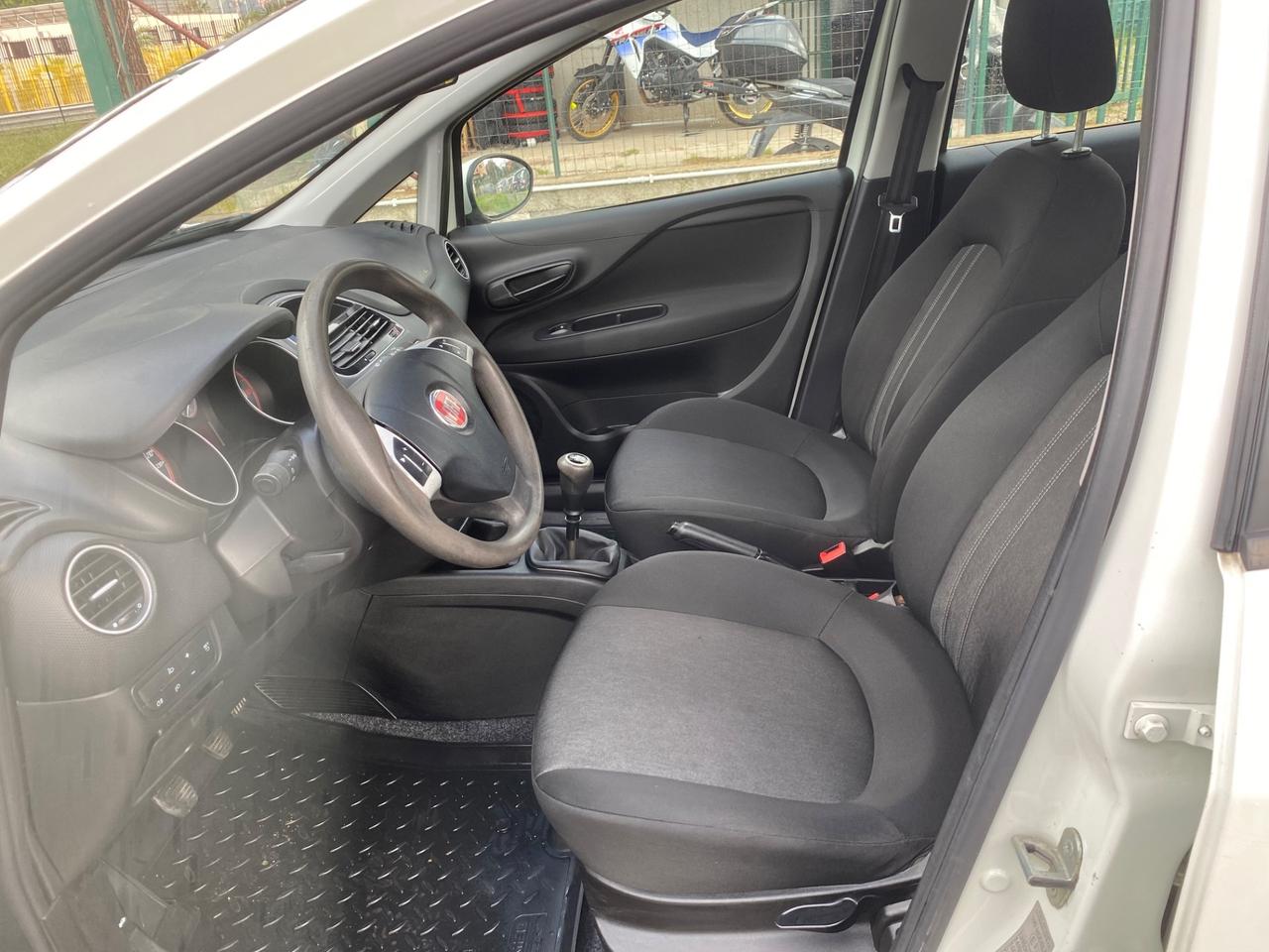 Fiat Punto 1.3 MJT II 85CV PASSAGGIO E 12 MESI GARANZIA