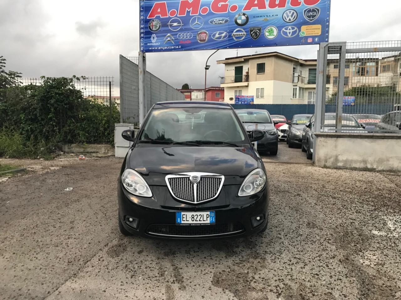 Lancia Ypsilon 1.2 69 CV Unyca ANNO 2012