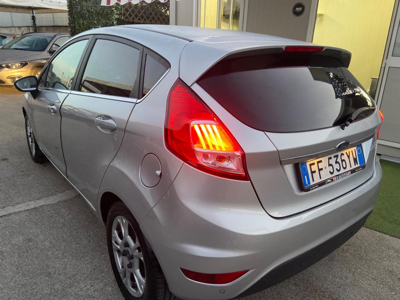 Ford Fiesta 1.5 TDCi 75CV TITANIUM GARANZIA 11/24