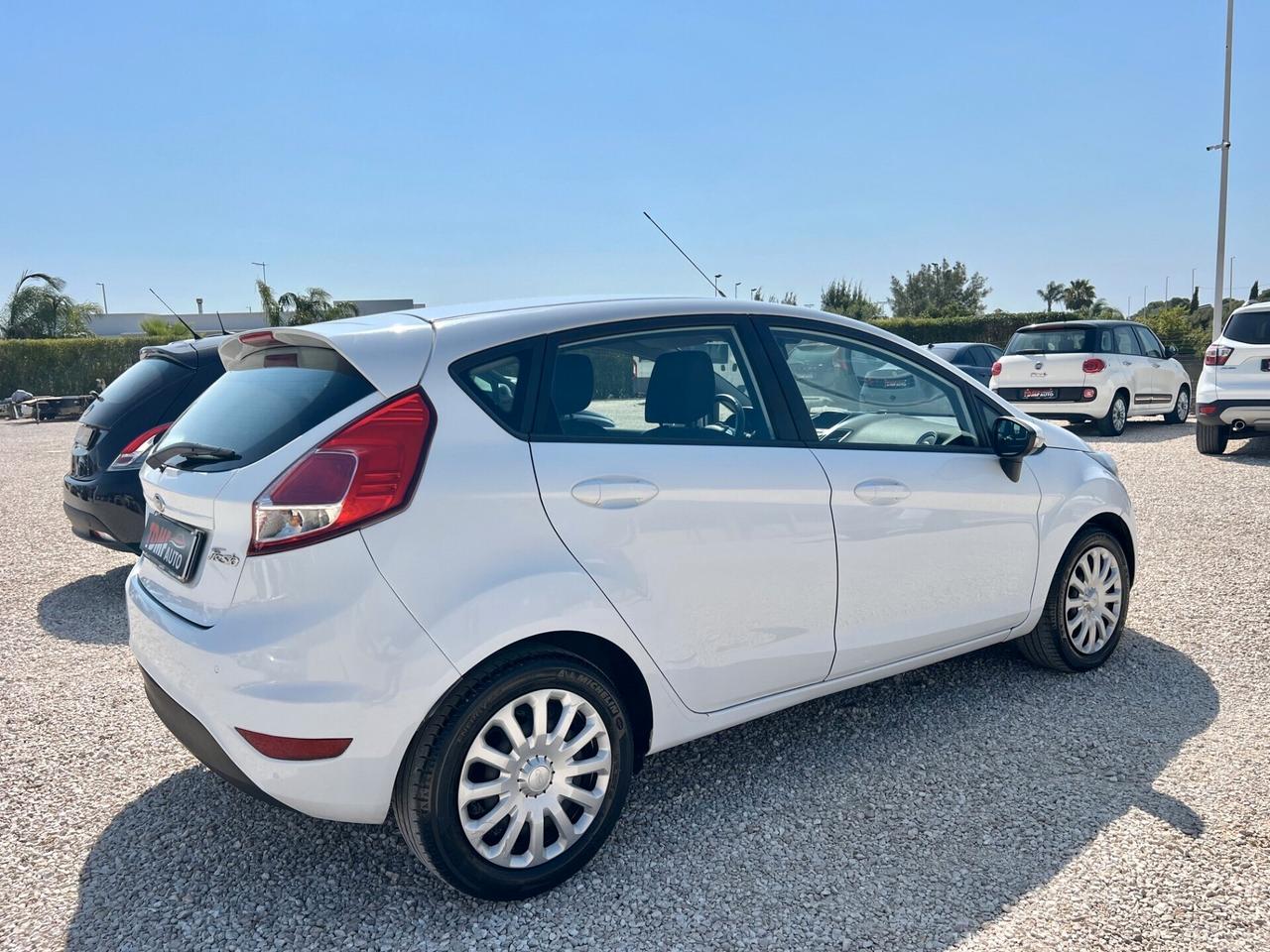 Ford Fiesta 1.5 tdci 75 cv ok neopatentati