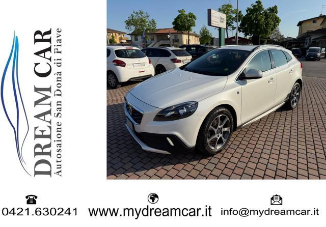 VOLVO V40 Cross Country D2 1.6 Volvo Ocean Race