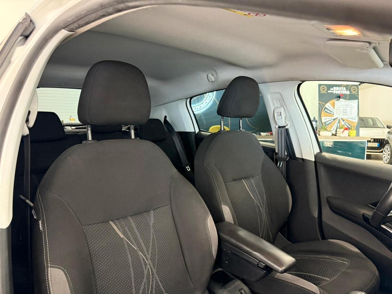 PEUGEOT 208 1.4 95CV BENZINA/GPL ANNO 2015 CON SOLI 119.000 KM