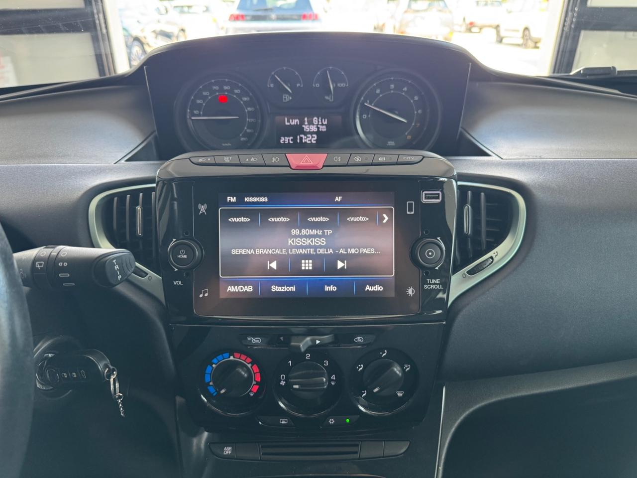 Lancia Ypsilon 1.0 FireFly Hybrid Gold - 2023