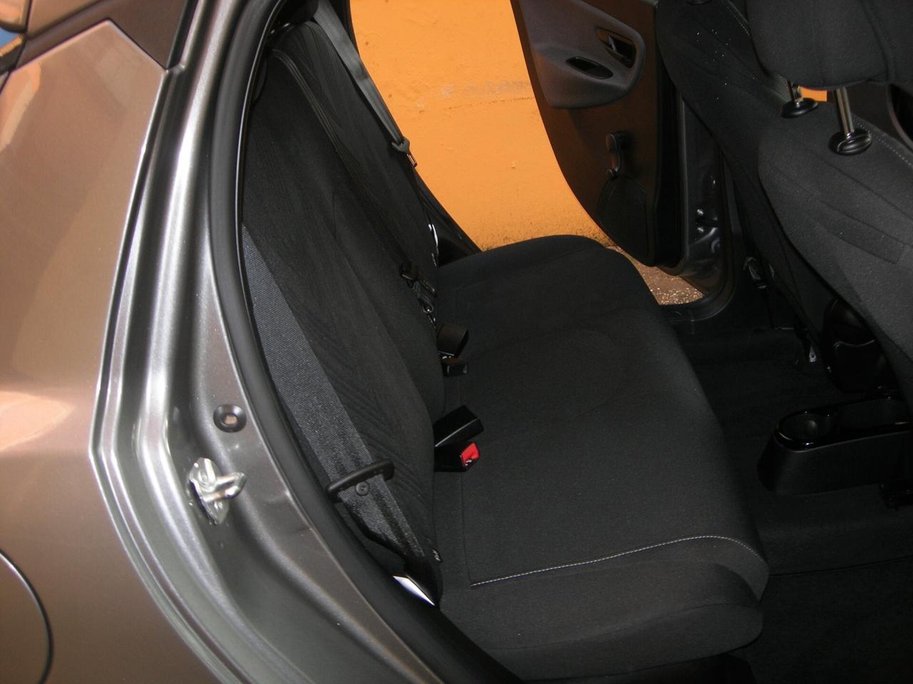 Lancia Ypsilon 1.0 FireFly 5 porte S&S Hybrid Gold