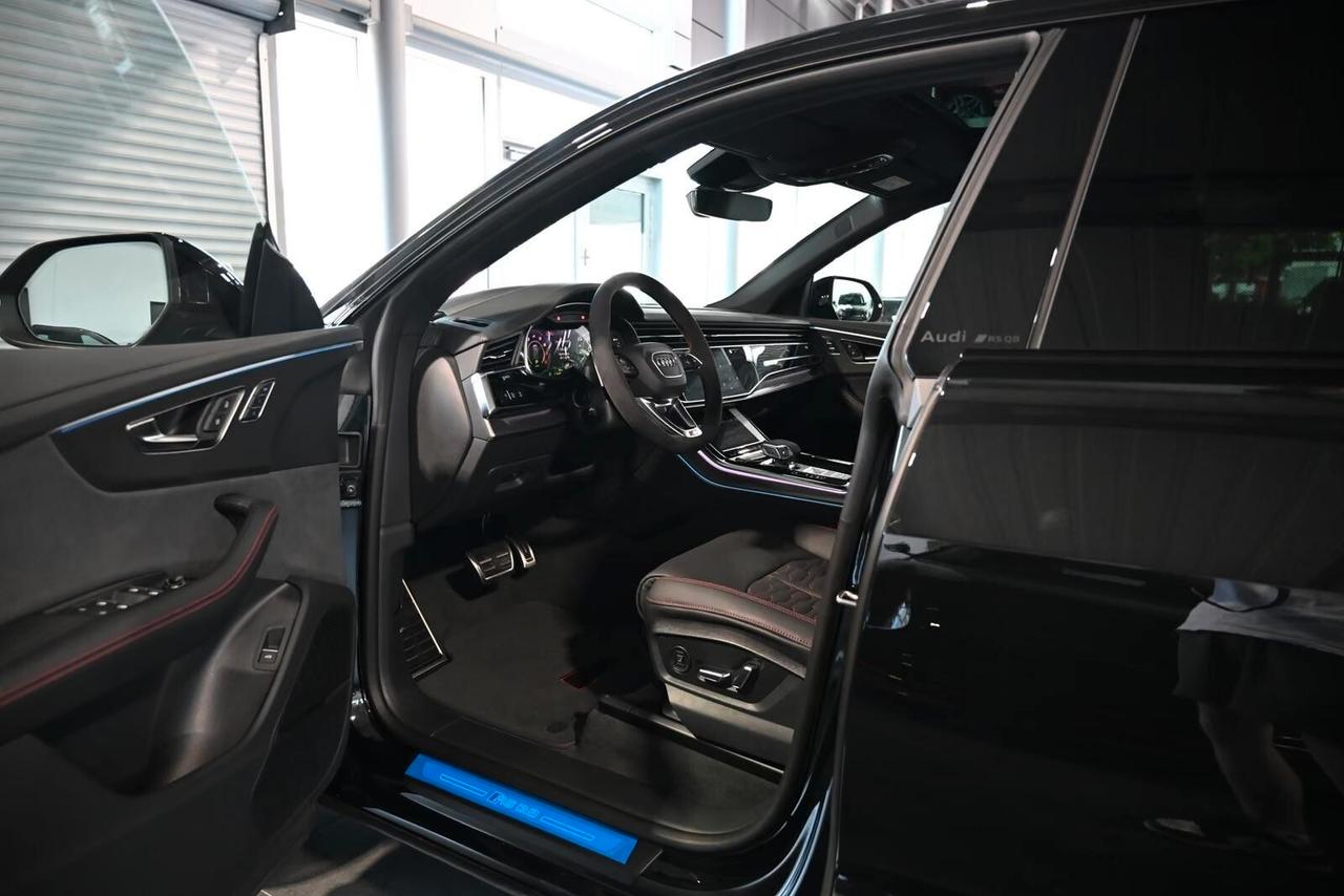 Audi Q8 RS TFSI V8 quattro tiptronic Performance