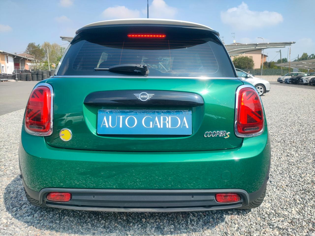 Mini Full Electric Cooper SE Yours 2022