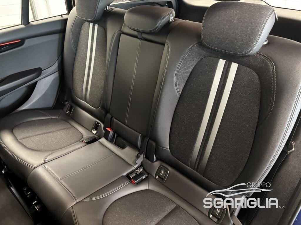 BMW 216 i Gran Tourer Advantage Full Optional