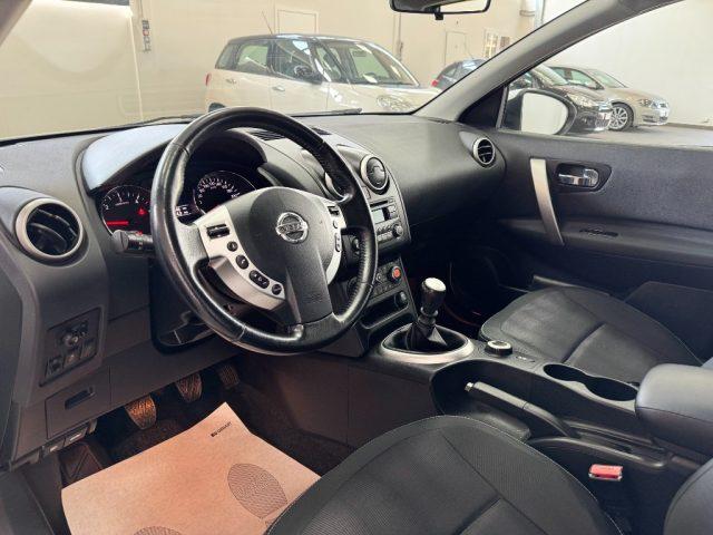 NISSAN Qashqai 1.6 dCi DPF Tekna 4x4