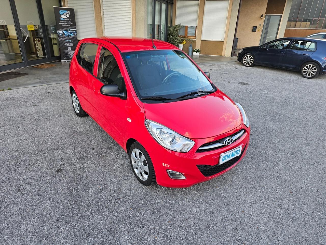 Hyundai i10 1.1 Benzina - Neopatentati