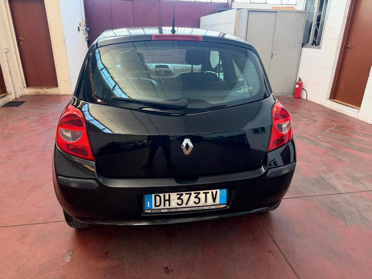 Renault Clio 1.2 16 V 3P LUXE 73.706KM