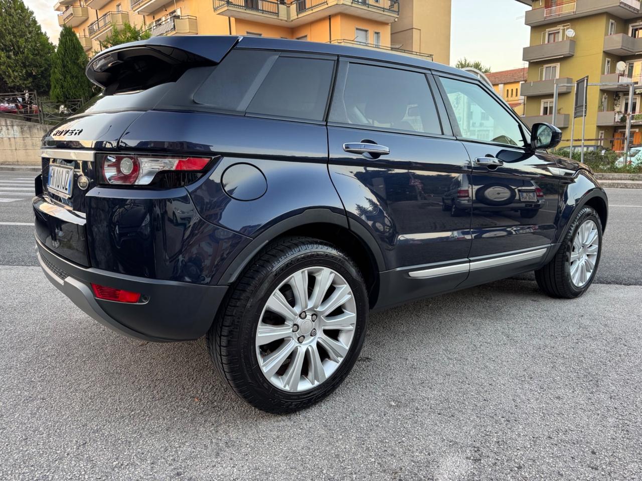 RANGE ROVER EVOQUE 2.2 TD4 150CV 4WD - 2014 - 248.000KM - DISTRIBUZIONE FATTA A 213.000 - PERFETTA