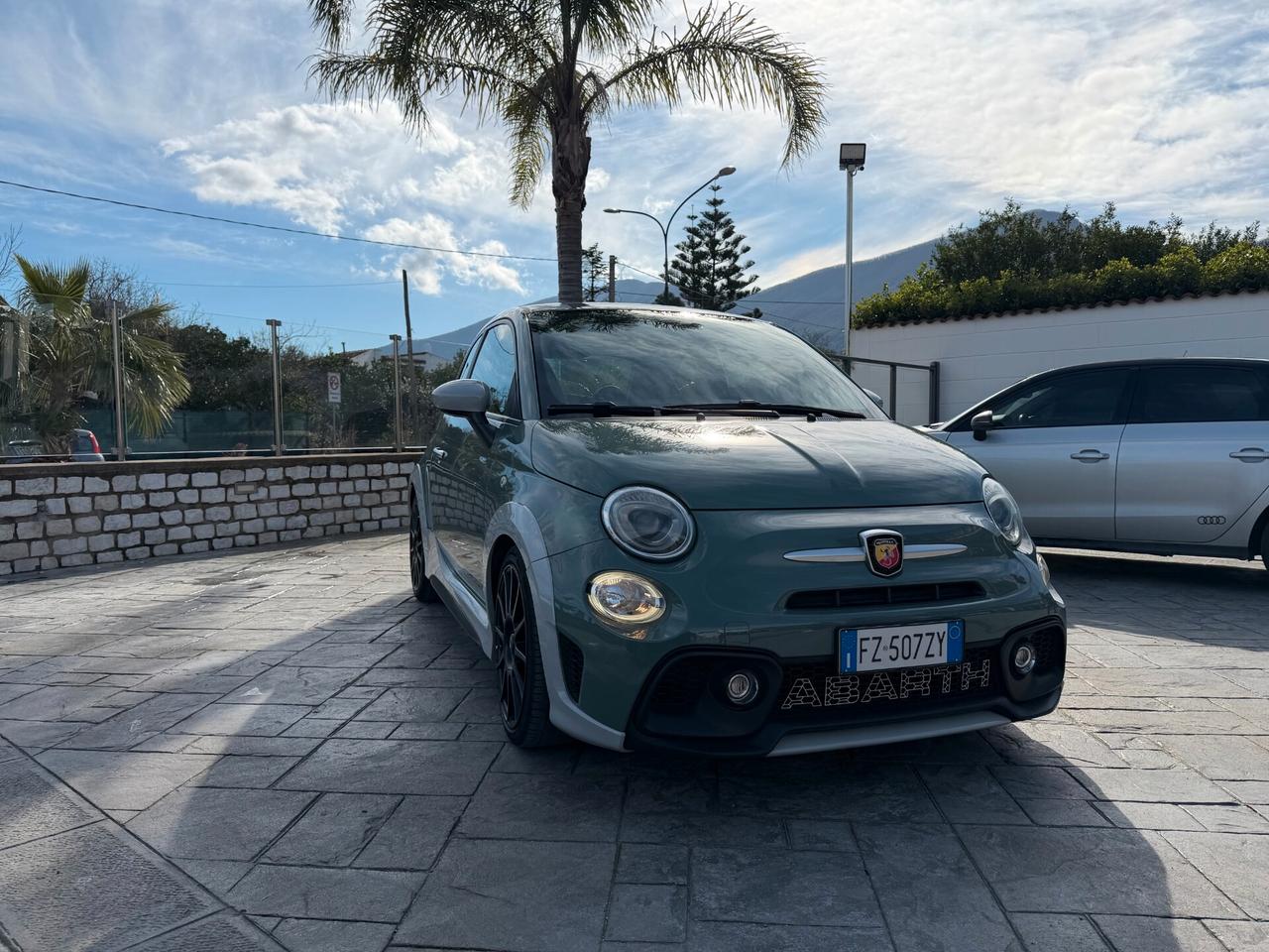 Abarth 695 1.4 Turbo T-Jet 180 CV 70°