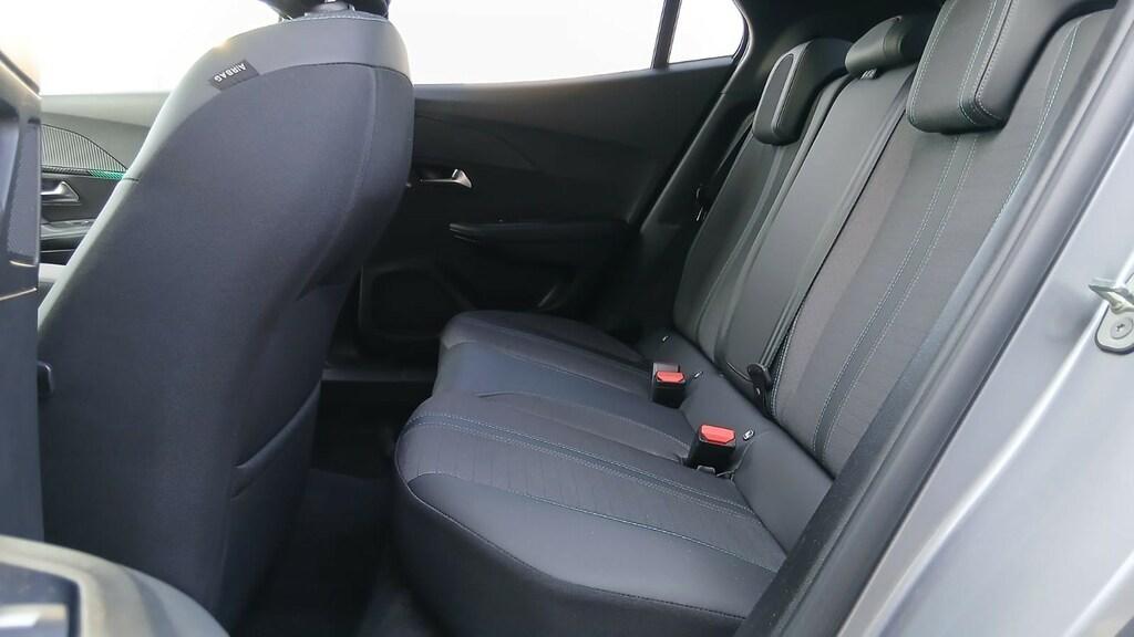 Peugeot 2008 1.5 BlueHDi Allure Pack EAT