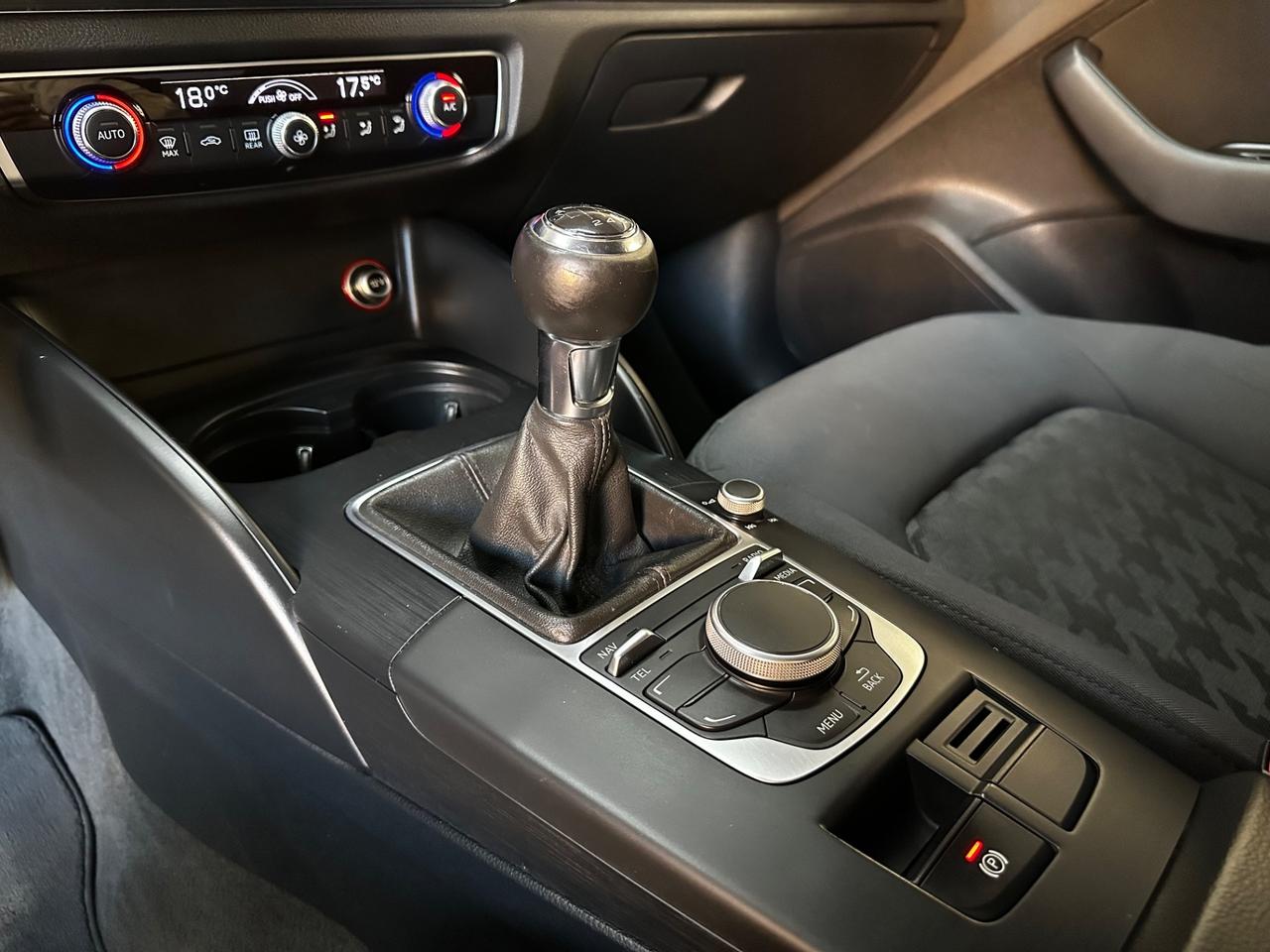 Audi A3 1.6 TDI Attraction - FABIANOAUTO