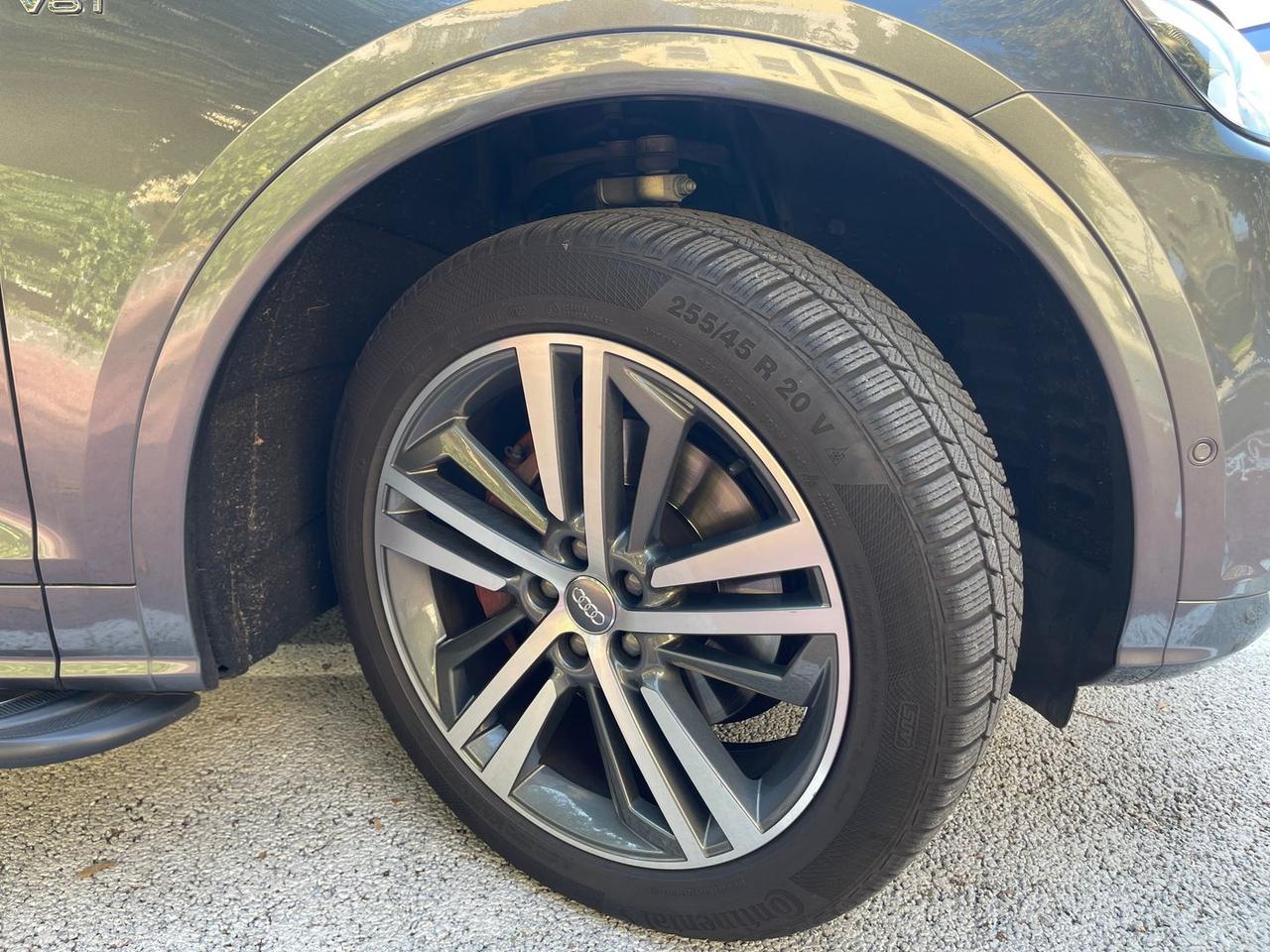 Audi Q5 S Line Plus 3.0 50 TDI #6981