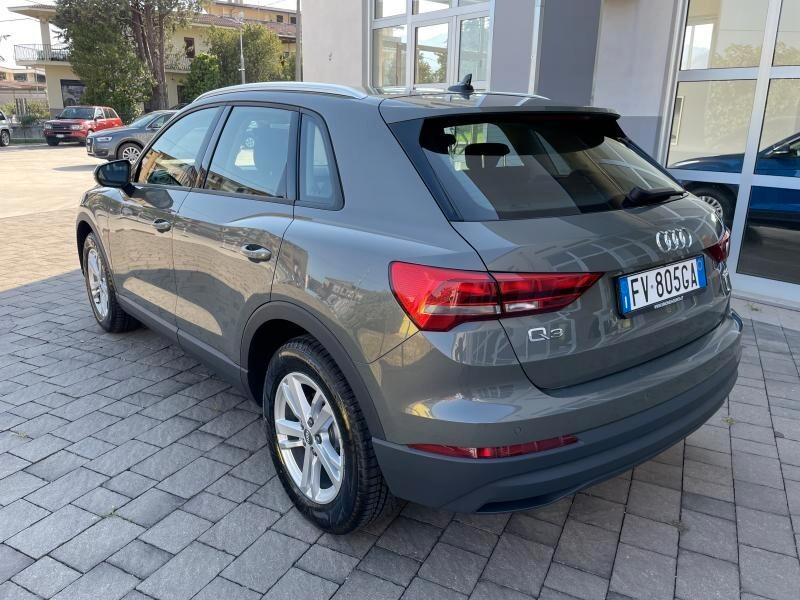 Audi Q3 2.0 TDI 150 CV S tronic Business