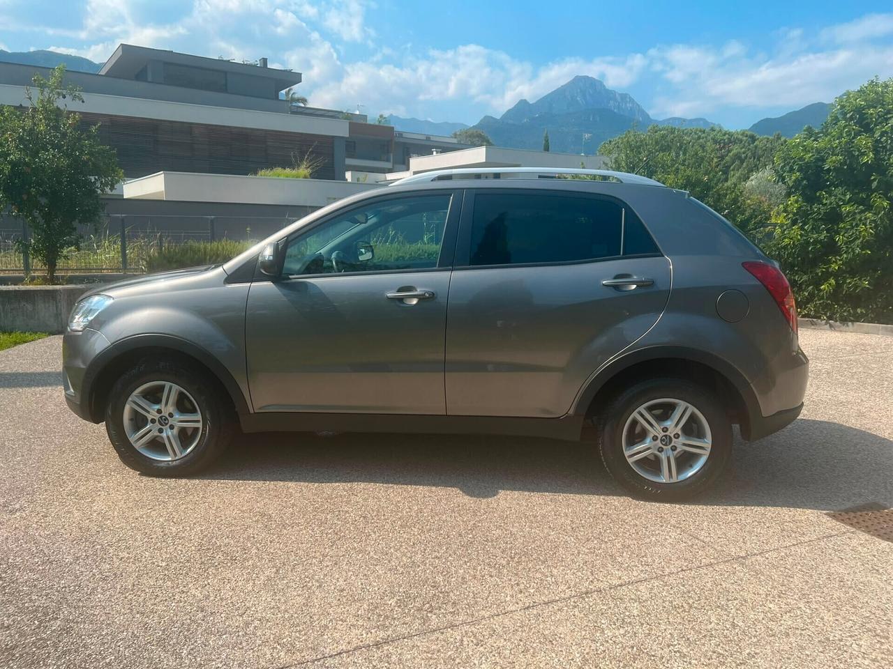 Ssangyong Korando 2.0 e-XDi 175 CV AWD AT Classy