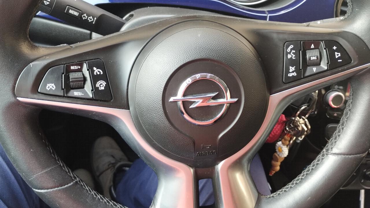 Opel Adam 1.4 87 CV GPL Tech Jam