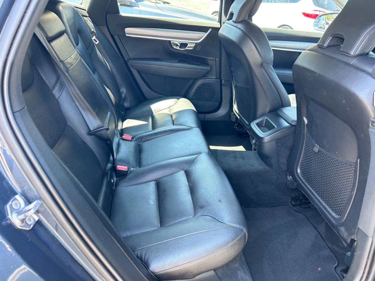 Volvo V90 D4 Geartronic Momentum