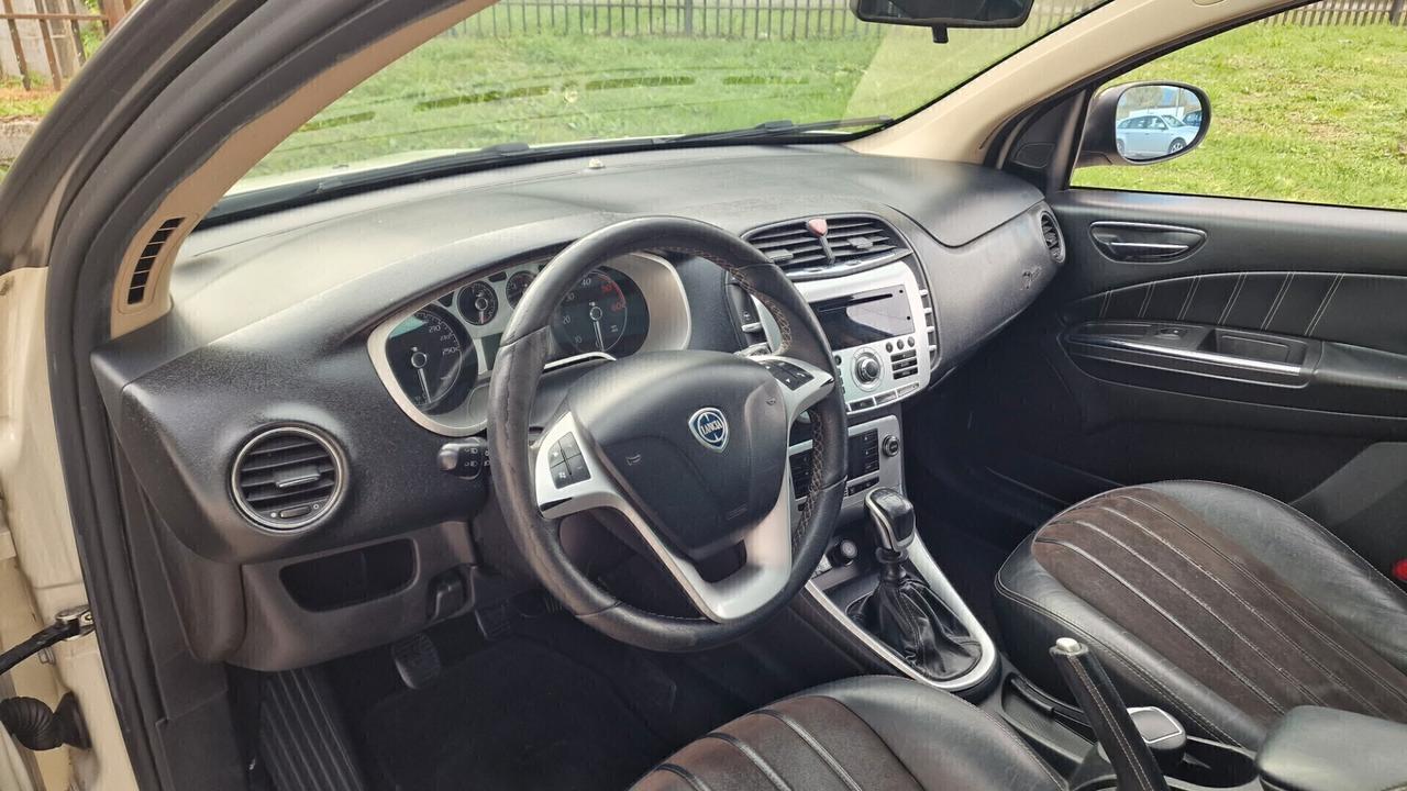 Lancia Delta 1.6 MJT Platino "TETTO APRIBILE"