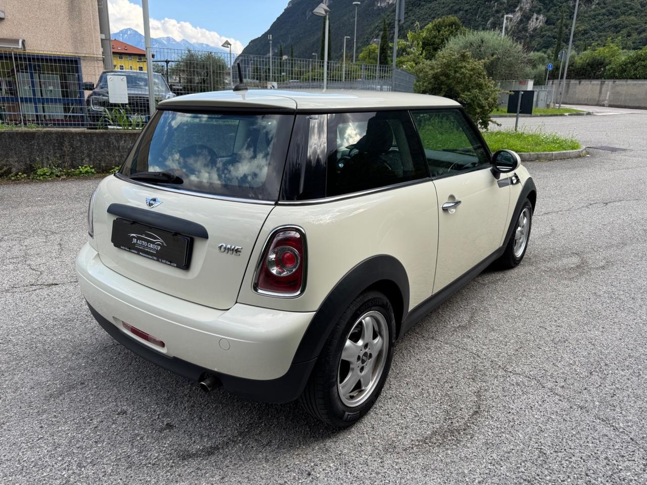 Mini 1.6 One NEOPATENTATI