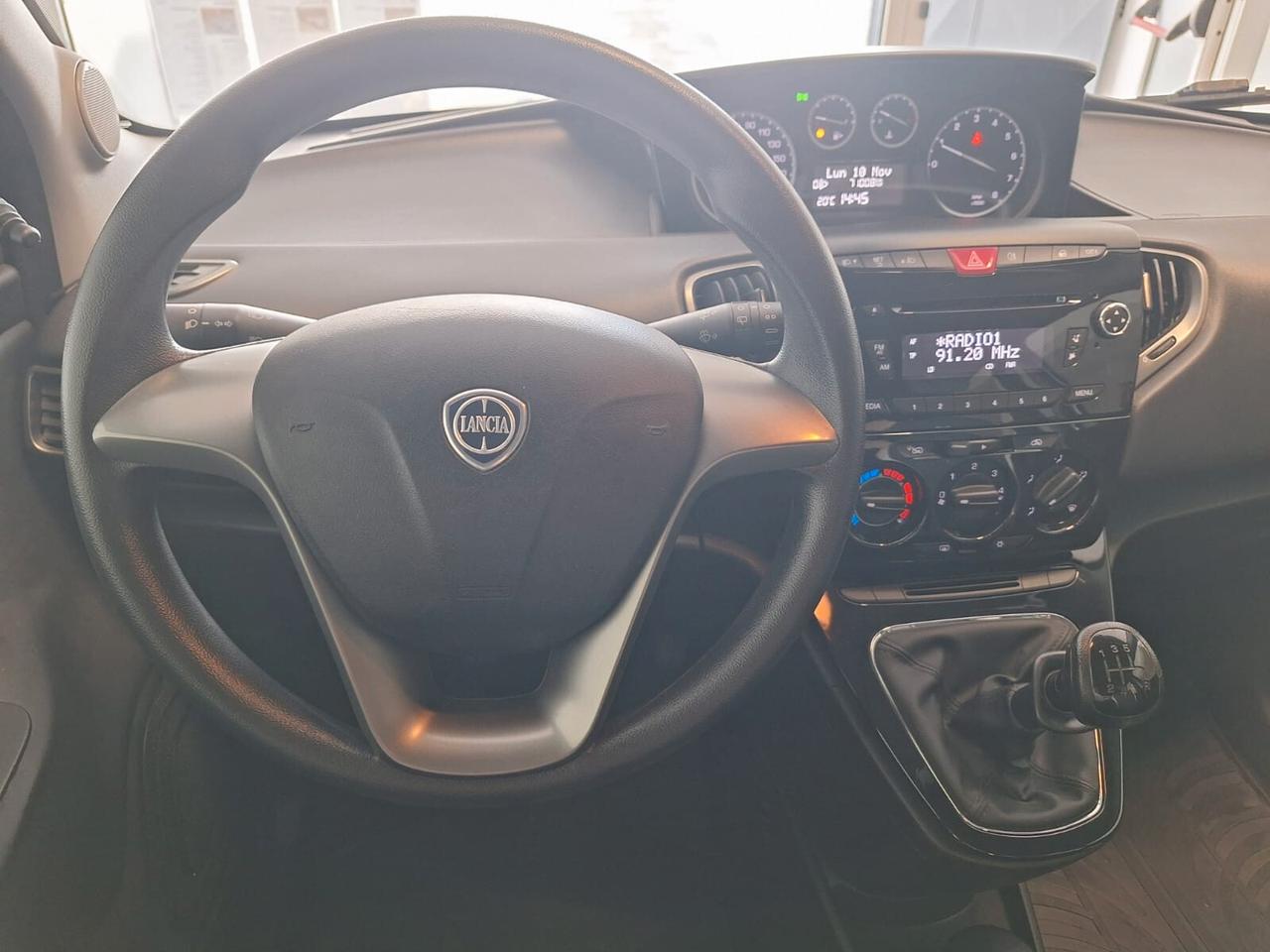 Lancia Ypsilon 1.2 69 CV 5 porte Elefantino