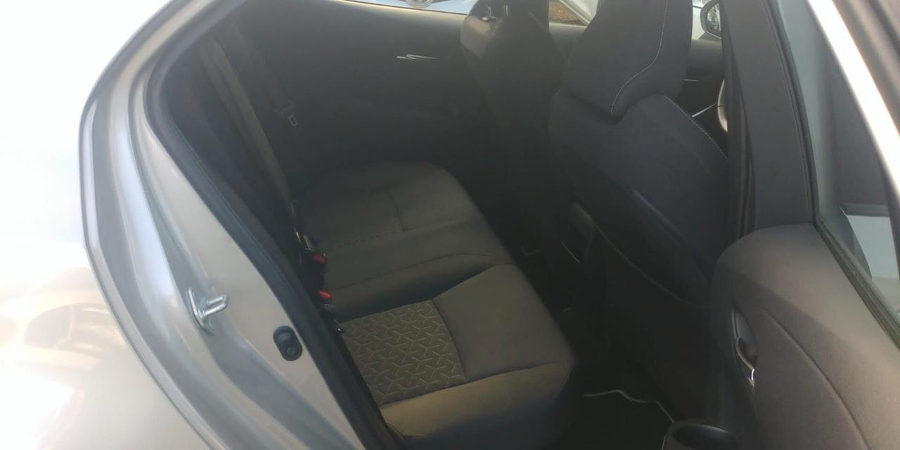 Toyota Corolla HBRID 98cv NEO PATENTATI APPLE CAR PLAY BLUETOOTH CRUISE CERCHI MULTIFUNZIONE