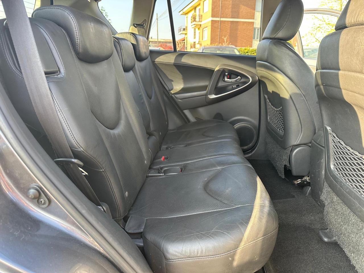 Toyota RAV4 2.2 d-4d Sol 150cv dpf my09