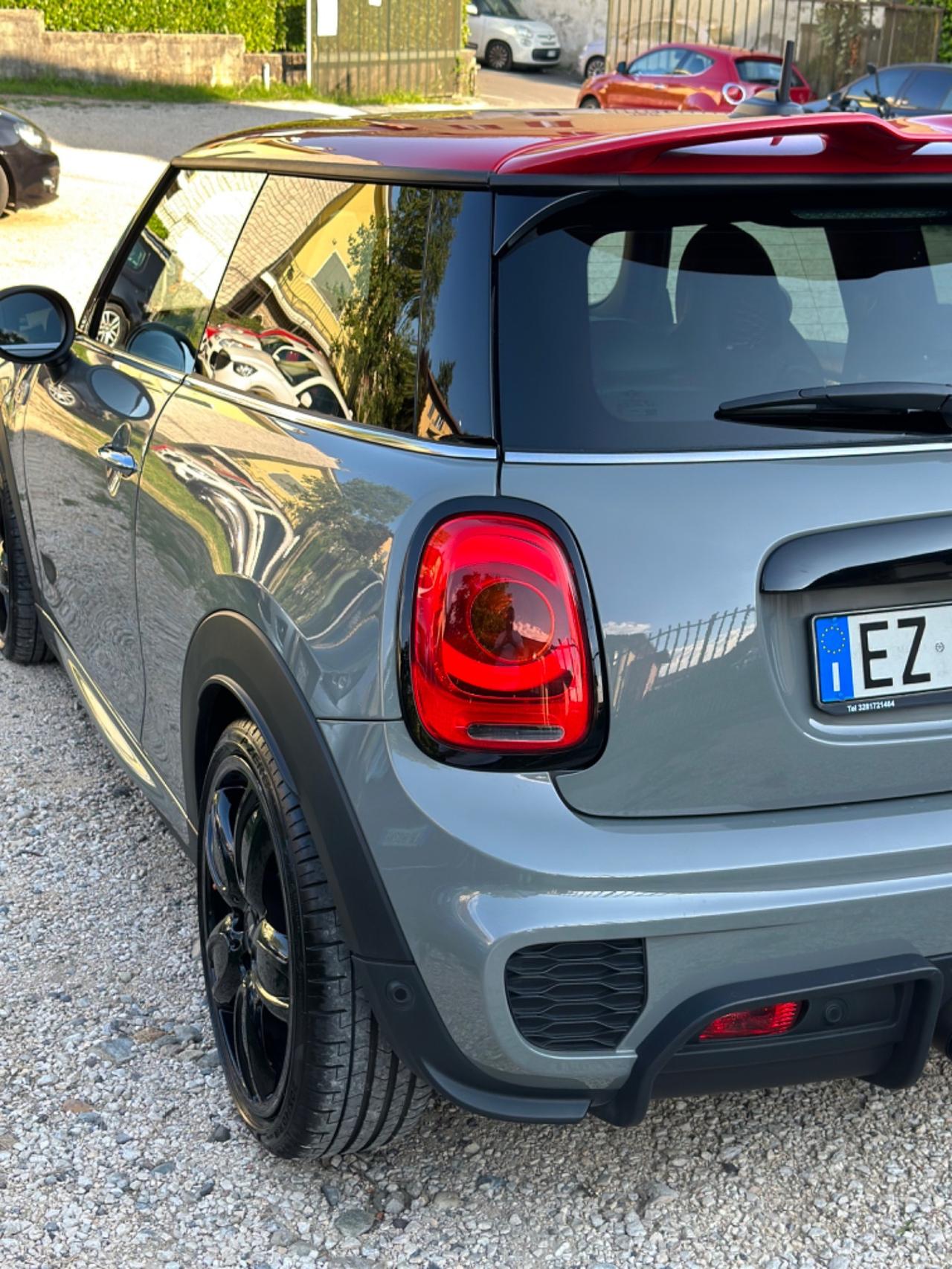 Mini COOPER JCW 233CV FULLOPT KMCERT UNICOPR