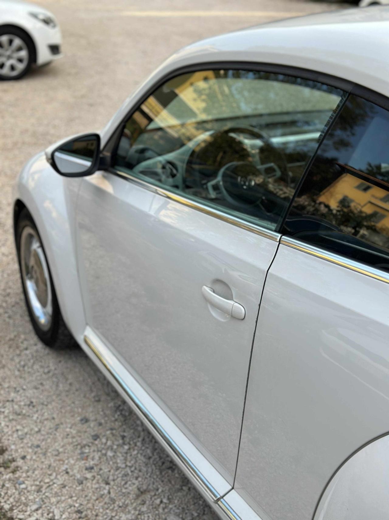 Volkswagen MAGGIOLINO BEETLE 1.6 TDI VINTAGE KMCERT