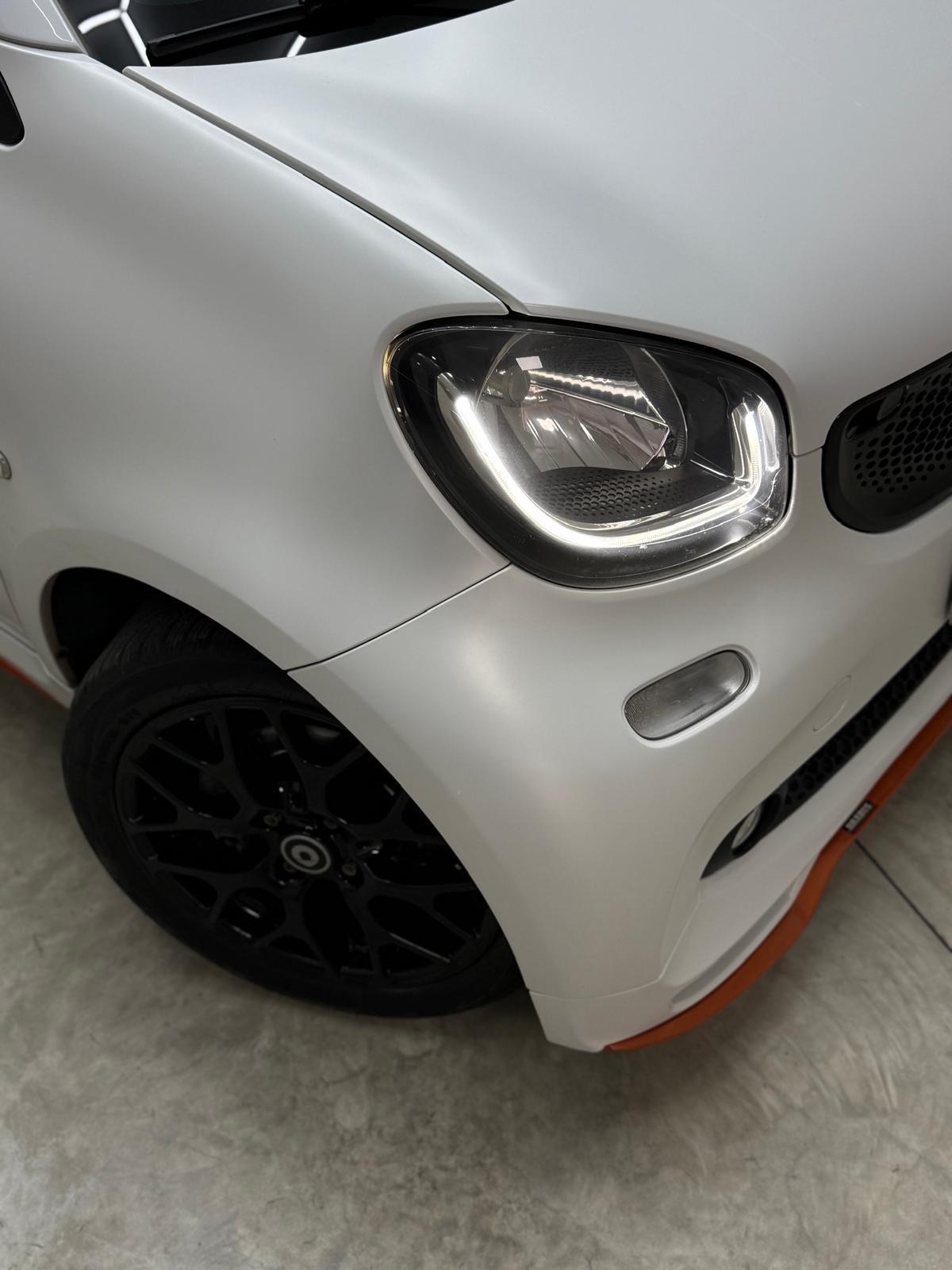 Smart ForTwo 0.9 Turbo twinamic Urbanrunner Brabus