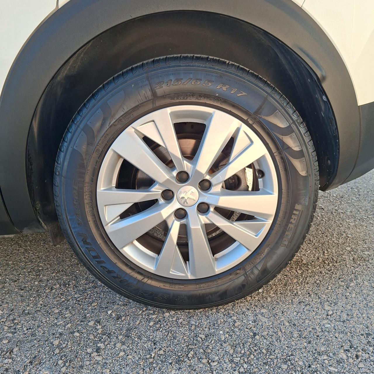 Peugeot 3008 1.5 Bluehdi 130 Cv Active