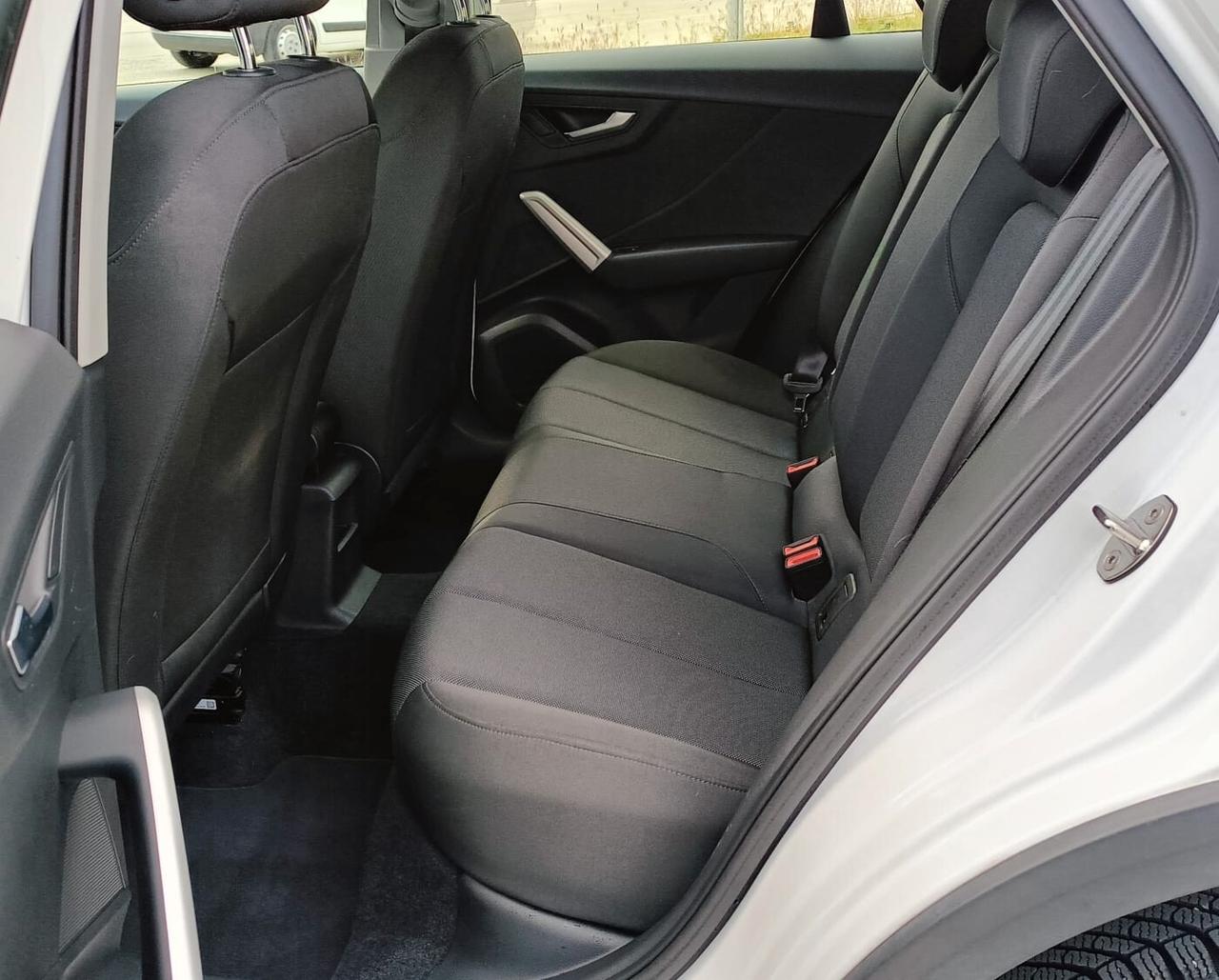 Audi Q2 30 TDI 115CV Admired 6m