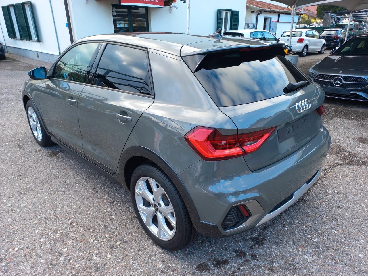 Audi A1 allstreet 30 TFSI Identity Contrast