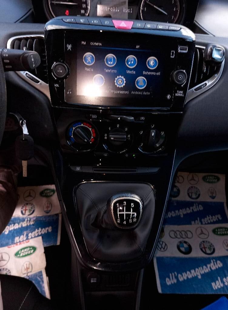 Lancia Ypsilon 1.0 FireFly 5 porte S&S Hybrid Gold km 29000 monitor android sensori GARANZIA TOTALE