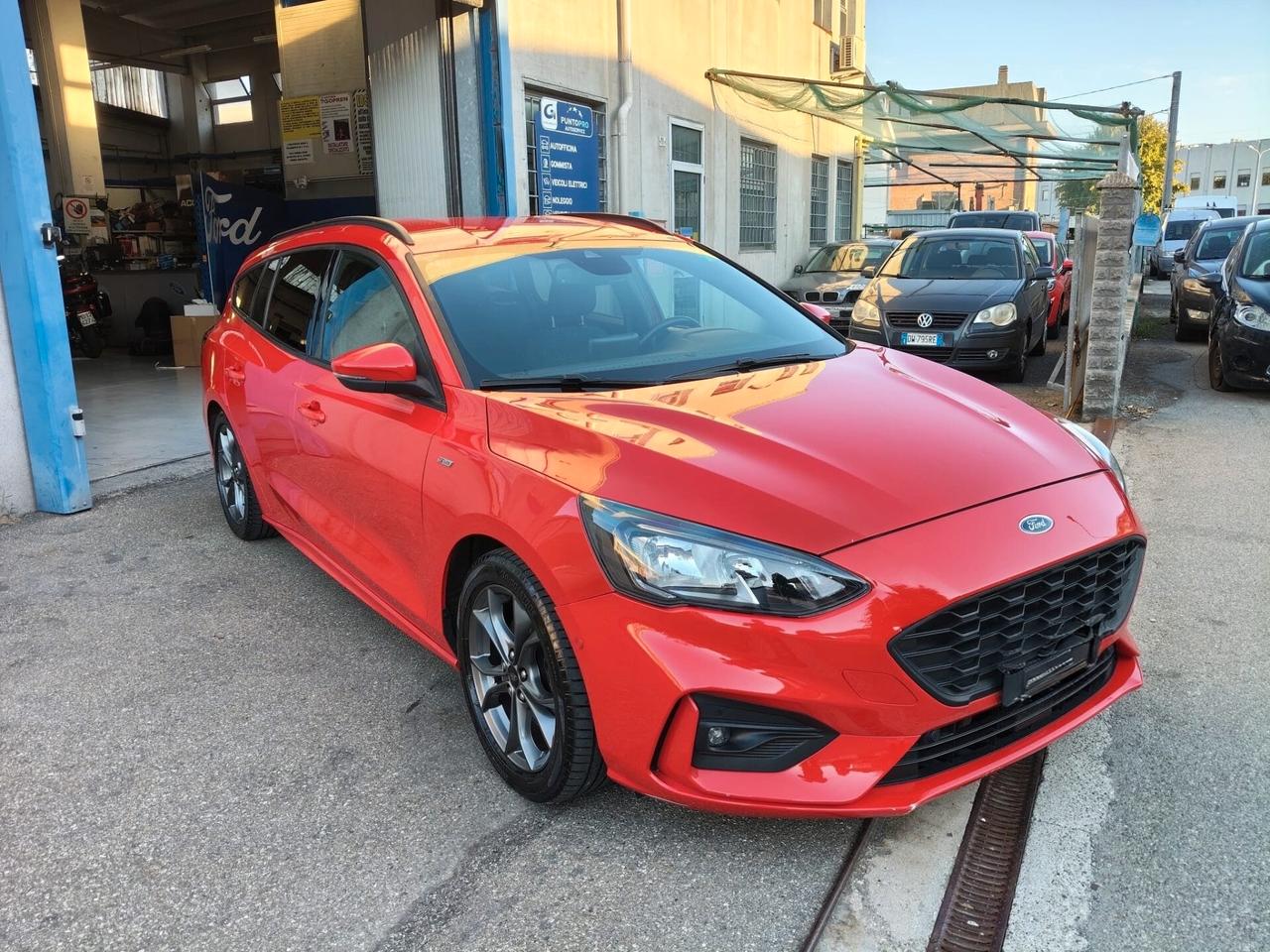 Ford Focus 1.5 EcoBoost 150 CV SW ST-Line