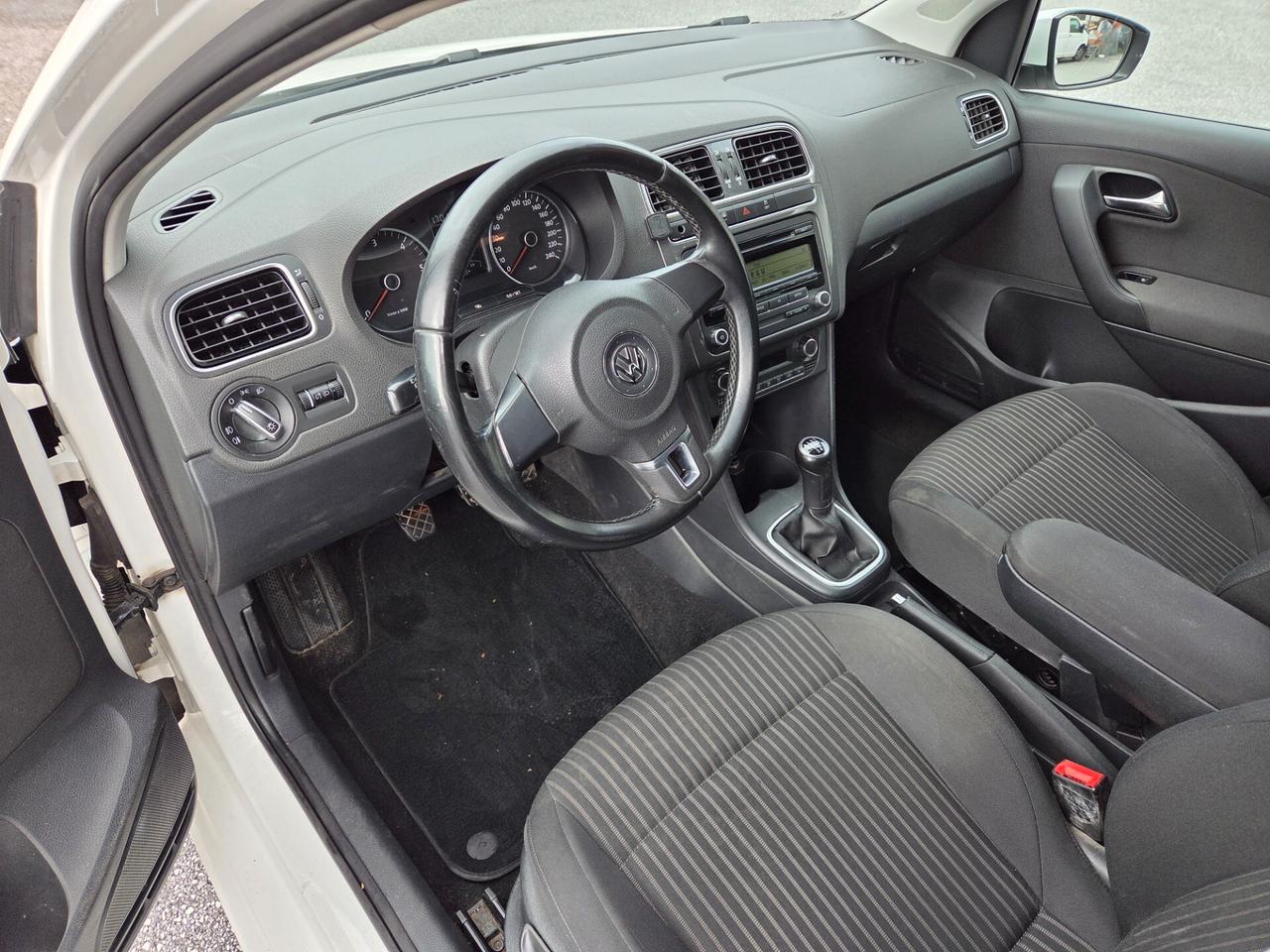 Volkswagen Polo 1.6 TDI 90CV DPF 5 porte neopatentati