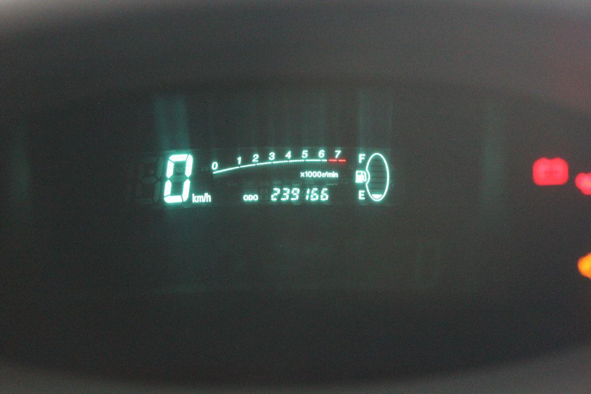 TOYOTA - Yaris - 16V 5 porte Sol