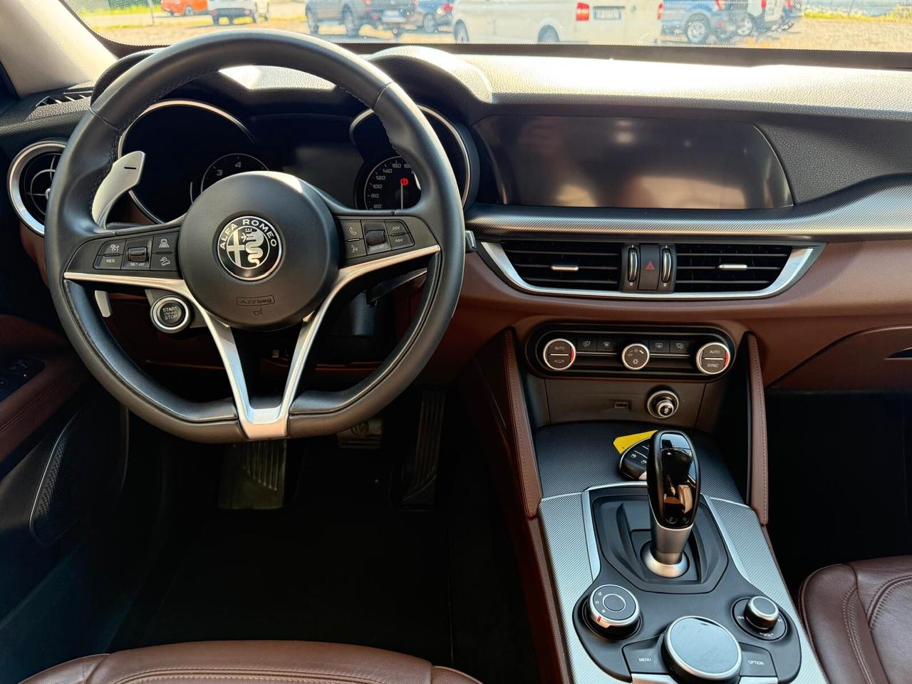 Alfa Romeo Stelvio 2.2 Turbodiesel 210 CV AT8 Q4 Executive