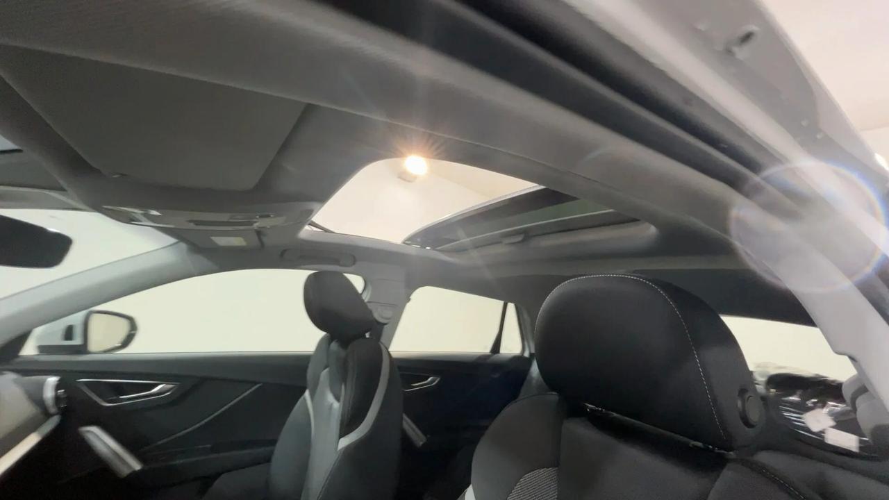 Audi Q2 35 1.5 tfsi S line 150cv s-tronic