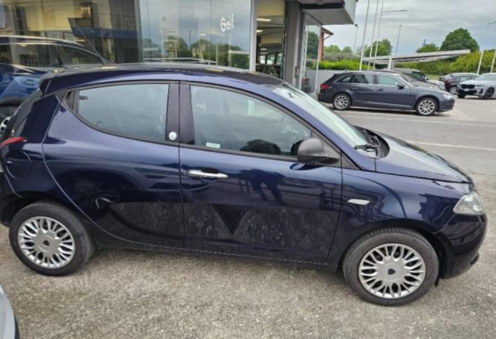 Lancia Ypsilon 1.2 69CV 5P GPL ELEFANTINO