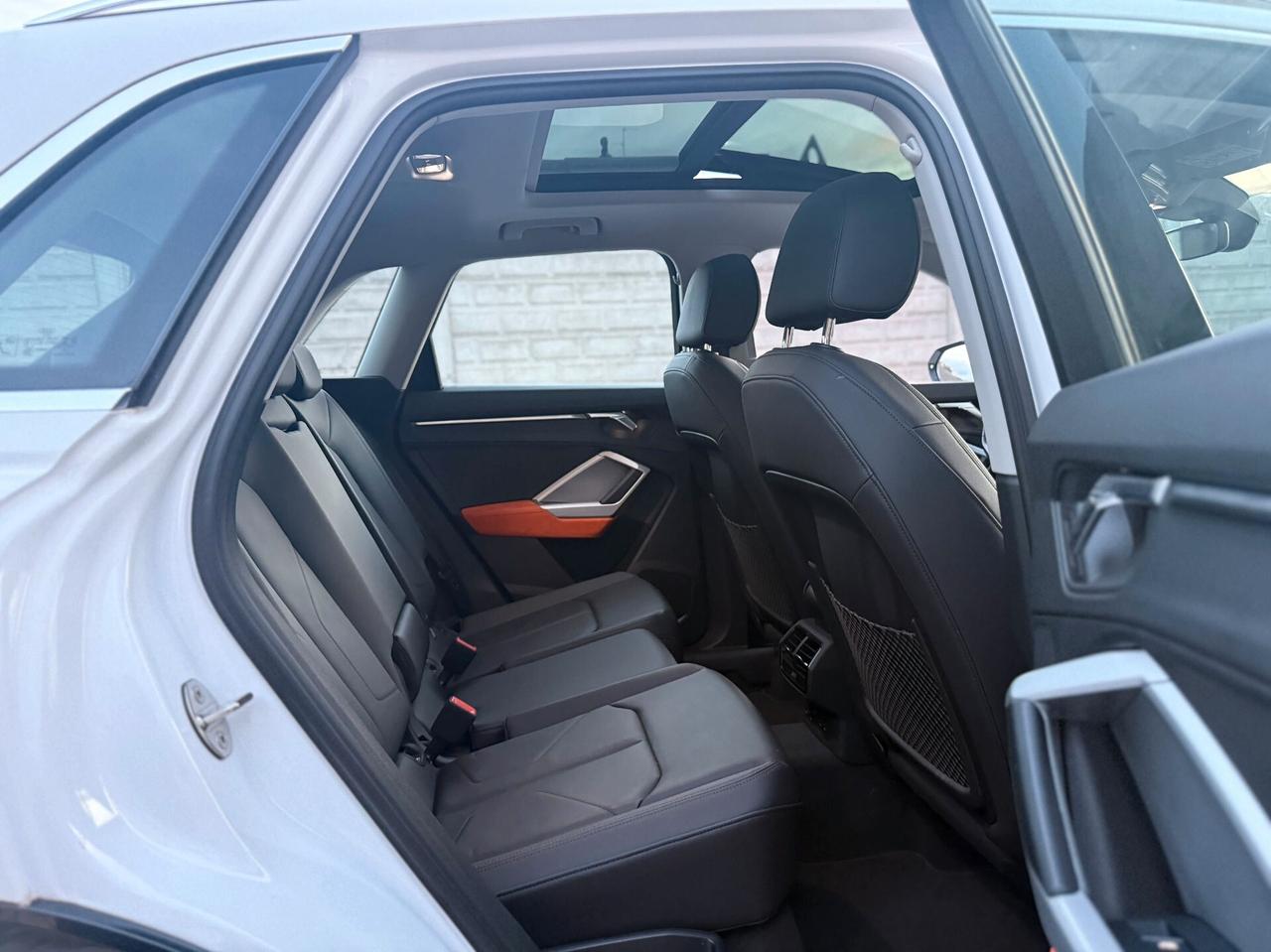 Audi Q3 35 TDI quattro S tronic/TETTO/PELLE/FULL
