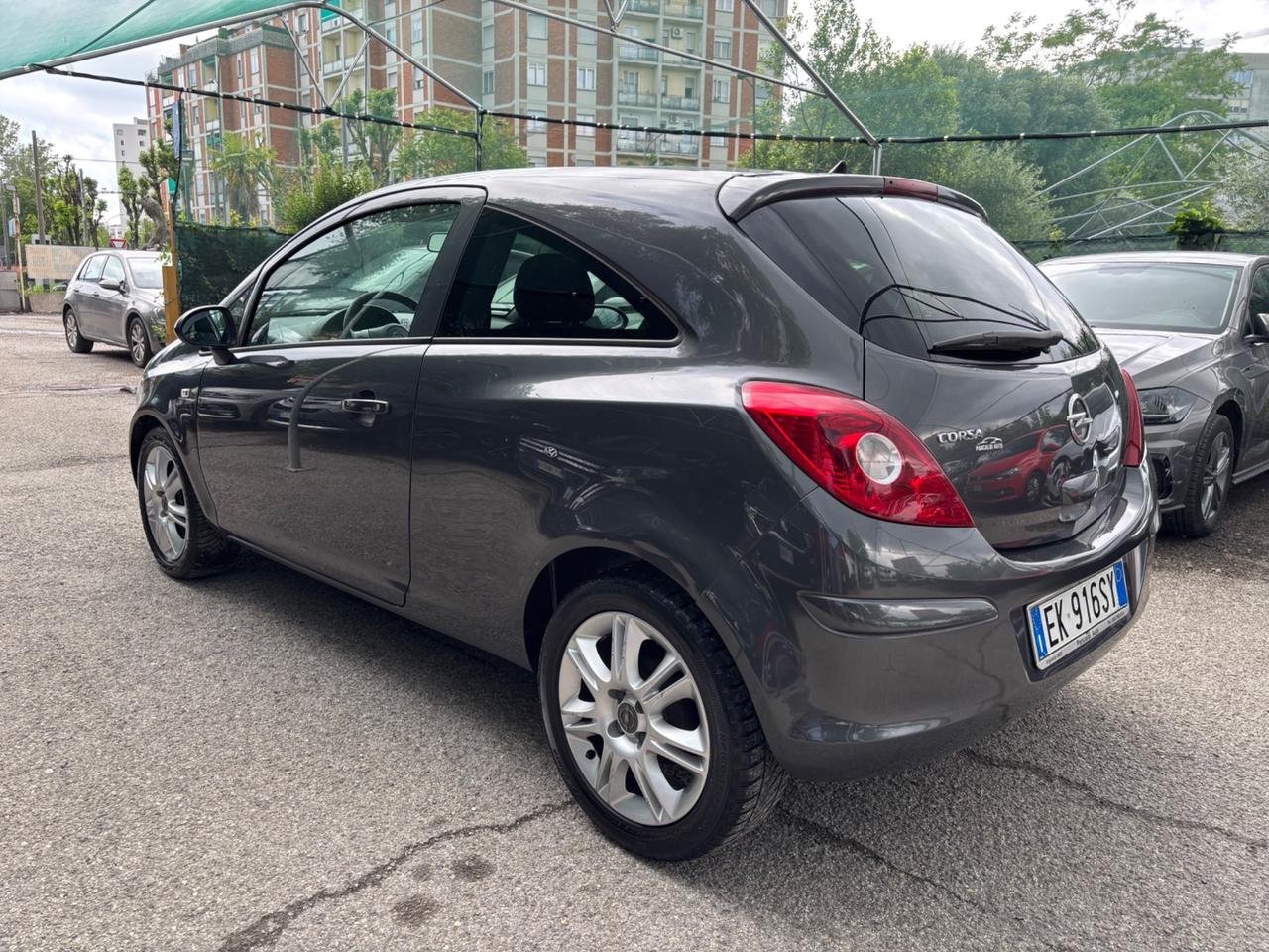 Opel Corsa 1.2 3 porte Elective OK NEOPATENTATI